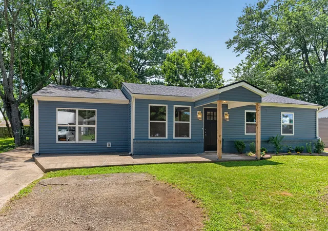 Photo 2 of Sale Pending at 2318 Allen Dr, Lexington, KY 40505 | MLS# 26022807 | Listing updated on 2026-08-26