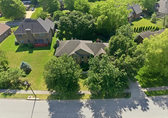 Photo 3 of Single family home for sale at 4132 John Alden Ln, Lexington, KY 40504 | MLS# 26022865 | Listing updated on 2026-10-06