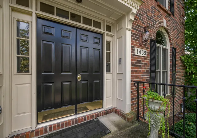 Photo 3 of Sale Pending at 1435 Sugar Maple Ln, Lexington, KY 40511 | MLS# 26022923 | Listing updated on 2026-10-13