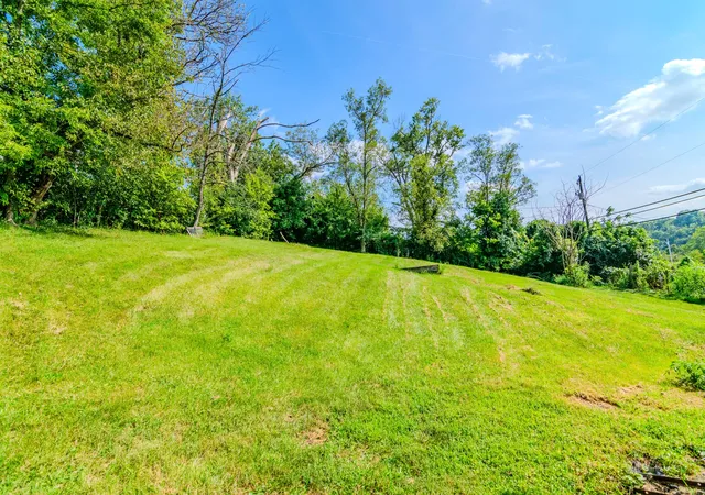 Photo 21 of Single family home for sale at 3208 Ford Hampton Rd, Winchester, KY 40391 | MLS# 26023193 | Listing updated on 2026-08-28