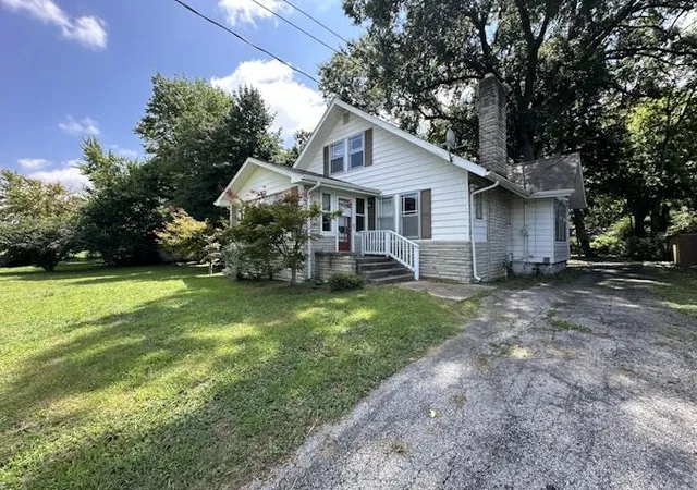 Photo 1 of Sale Pending at 2936 Clark St, Paducah, KY 42001 | MLS# 26022910 | Listing updated on 2026-09-09