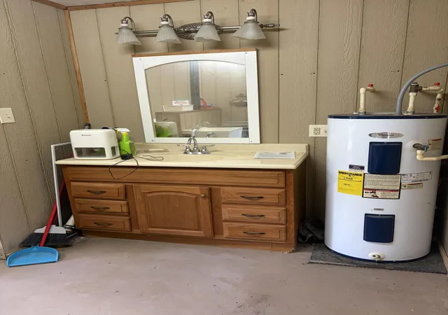 Photo 29 of Single family home for sale at 3562 Old Beaver Rd, Frenchburg, KY 40322 | MLS# 26023016 | Listing updated on 2026-09-14