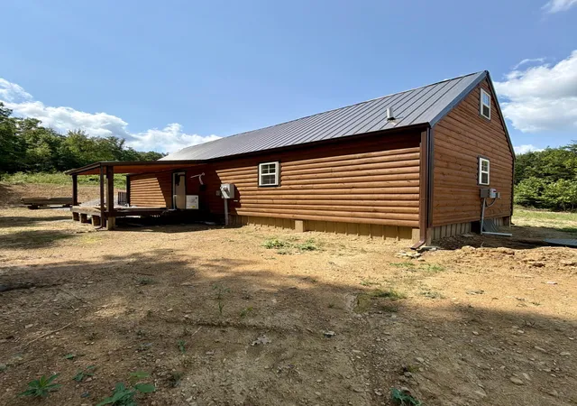 Photo 20 of Single family home for sale at 627 Somerset Rd, London, KY 40741 | MLS# 26022969 | Listing updated on 2026-09-01