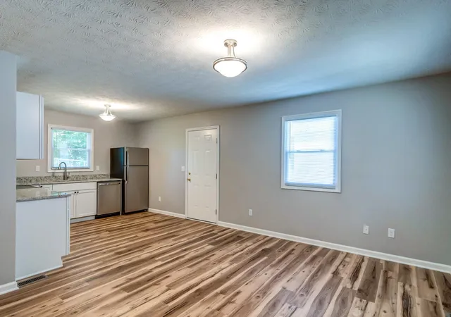 Photo 3 of Single family home for sale at 117 E Kentucky Ave, Richmond, KY 40475 | MLS# 26023330 | Listing updated on 2026-08-26