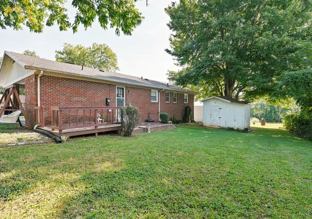 Photo 3 of Single family home for sale at 206 Alise Ct, Princeton, KY 42445 | MLS# 26023329 | Listing updated on 2026-09-17