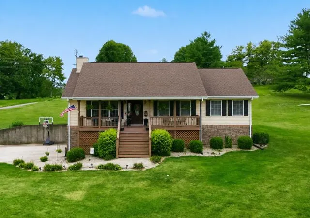 Photo 1 of Sale Pending at 2195 Pretty Run Rd, Winchester, KY 40391 | MLS# 26022948 | Listing updated on 2026-08-31