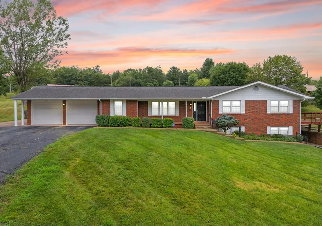Photo 1 of Sale Pending at 425 Parker Memorial Dr, Olive Hill, KY 41164 | MLS# 26022966 | Listing updated on 2026-08-23