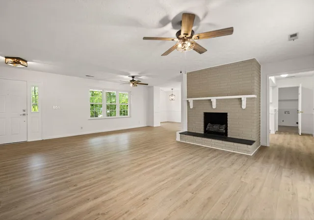 Photo 3 of Sale Pending at 425 Parker Memorial Dr, Olive Hill, KY 41164 | MLS# 26022966 | Listing updated on 2026-08-23