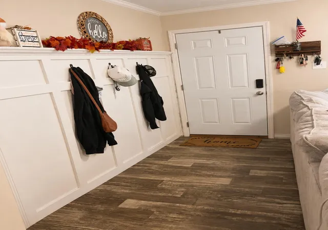 Photo 2 of Single family home for sale at 209 S 19th St, Middlesboro, KY 40965 | MLS# 26022968 | Listing updated on 2026-08-23