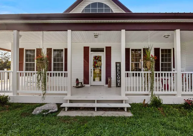 Photo 4 of Single family home for sale at 1675 Watts Mill Rd Rd, Nicholasville, KY 40356 | MLS# 26023026 | Listing updated on 2026-09-02