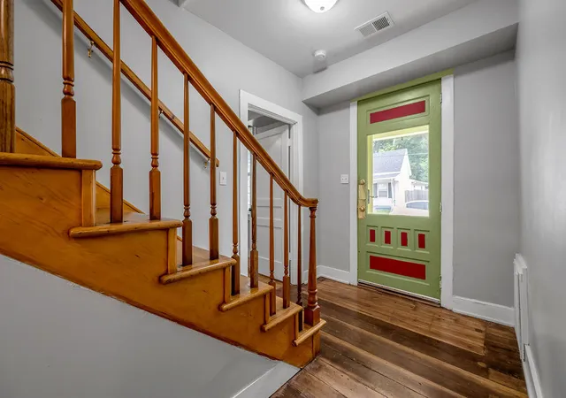 Photo 2 of Single family home for sale at 356 Corral St, Lexington, KY 40508 | MLS# 26023043 | Listing updated on 2026-09-11