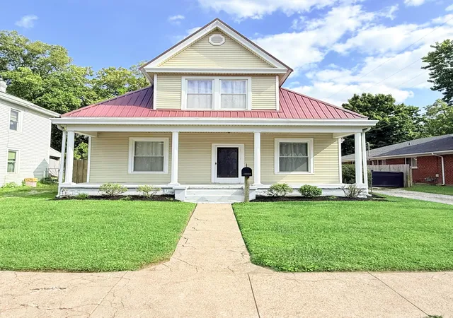 Photo 1 of Single family home for sale at 278 E Main St, Paris, KY 40361 | MLS# 26023189 | Listing updated on 2026-10-13