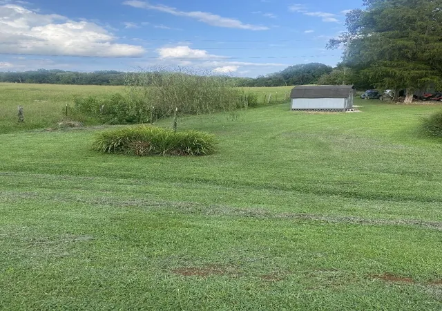 Photo 4 of Single family home for sale at 1280 Stonegate Dr, Burnside, KY 42519 | MLS# 26023465 | Listing updated on 2026-10-02