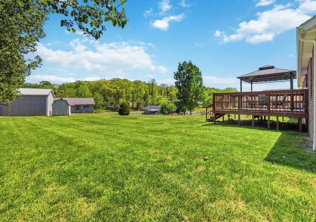 Photo 27 of Single family home for sale at 135 Country Acres Dr, Somerset, KY 42503 | MLS# 26023029 | Listing updated on 2026-08-29