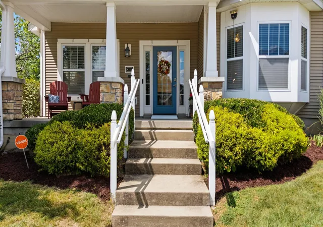 Photo 3 of Sale Pending at 2772 Burnt Mill Rd, Lexington, KY 40511 | MLS# 26023725 | Listing updated on 2026-09-19