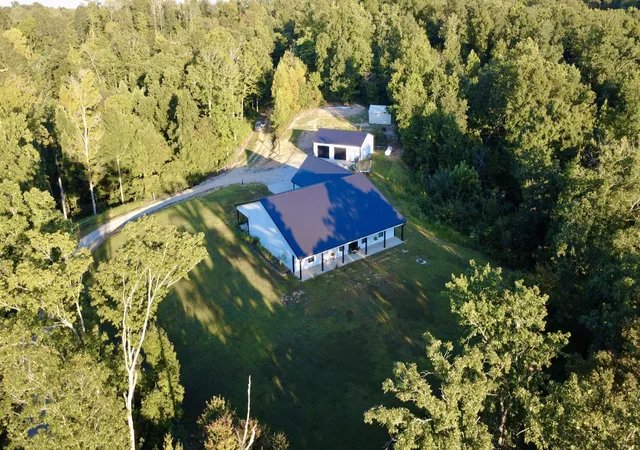 Photo 2 of Sale Pending at 554 Mcnichols Rd, Cadiz, KY 42211 | MLS# 26023044 | Listing updated on 2026-09-04