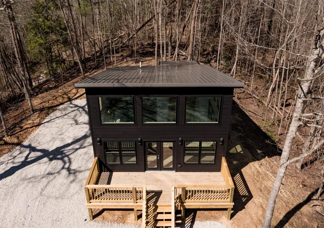 Photo 4 of Sale Pending at 134 Holler Top Rd, Campton, KY 41301 | MLS# 26023051 | Listing updated on 2026-10-13