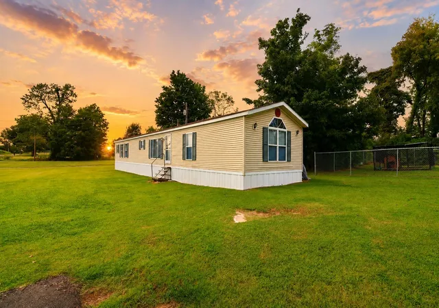 Photo 1 of Single family home for sale at 180 Ky 94, Fulton, KY 42041 | MLS# 26023123 | Listing updated on 2026-08-28