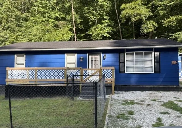 Photo 1 of Single family home for sale at 93 Schoolhouse Hollow Rd, David, KY 41616 | MLS# 26023063 | Listing updated on 2026-09-25