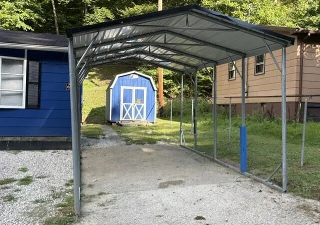 Photo 2 of Single family home for sale at 93 Schoolhouse Hollow Rd, David, KY 41616 | MLS# 26023063 | Listing updated on 2026-09-25