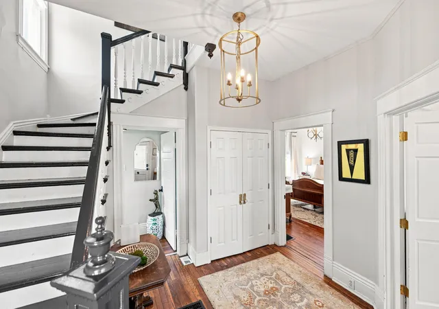 Photo 2 of Single family home for sale at 424 S 4th St, Danville, KY 40422 | MLS# 26023126 | Listing updated on 2026-09-07