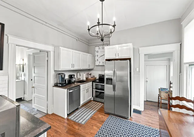 Photo 4 of Single family home for sale at 424 S 4Th St, Danville, KY 40422 | MLS# 26023126 | Listing updated on 2026-09-17