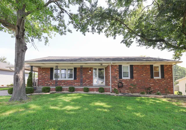 Photo 1 of Single family home for sale at 1316 Ramona Dr, Paducah, KY 42001 | MLS# 26023230 | Listing updated on 2026-08-31