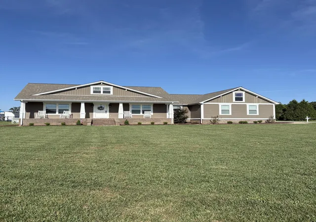 Photo 2 of Sale Pending at 2141 Rob Mason Rd, Murray, KY 42071 | MLS# 26023148 | Listing updated on 2026-08-26