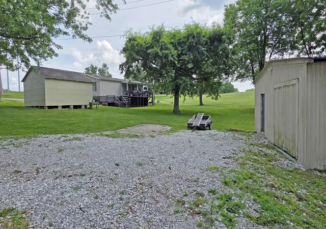 Photo 23 of Single family home for sale at 2017 River Rd, London, KY 40744 | MLS# 26023295 | Listing updated on 2026-08-26