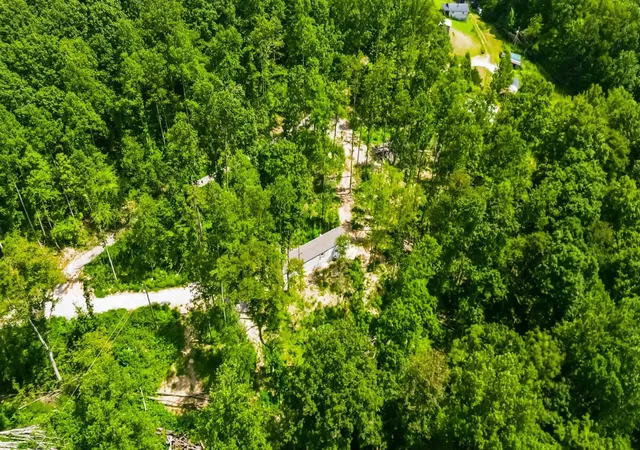 Photo 1 of Single family home for sale at 144 Kerby Rd Rd, Mc Kee, KY 40447 | MLS# 26023110 | Listing updated on 2026-08-26