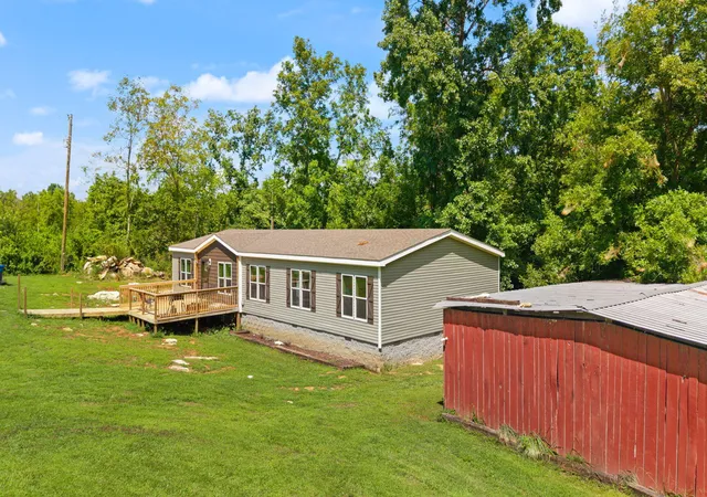 Photo 1 of Single family home for sale at 524 Coal Pit Rd, Somerset, KY 42501 | MLS# 26023120 | Listing updated on 2026-08-25
