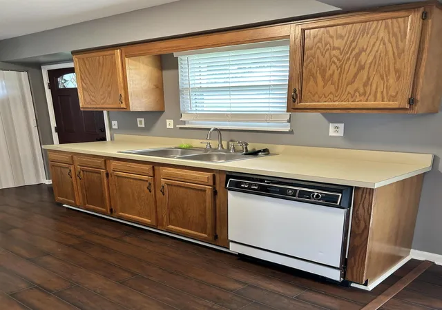 Photo 3 of Single family home for sale at 112 Jeremy Dr, Frankfort, KY 40601 | MLS# 26023217 | Listing updated on 2026-09-14