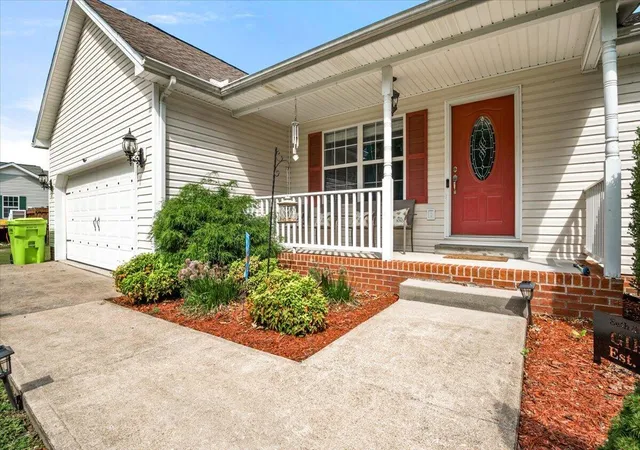 Photo 4 of Single family home for sale at 1580 Engle Ridge Rd, Lily, KY 40740 | MLS# 26023387 | Listing updated on 2026-10-13