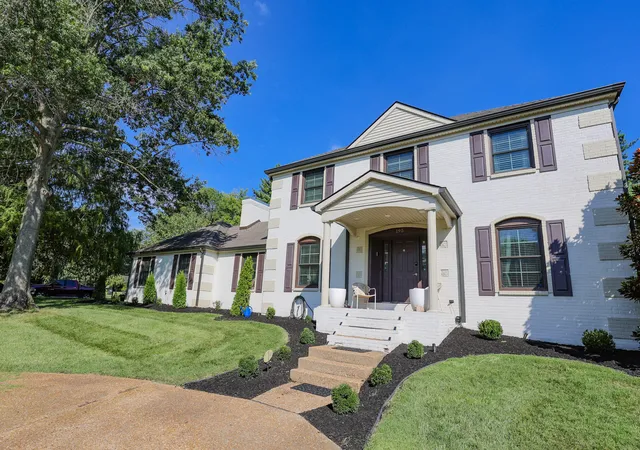 Photo 2 of Single family home for sale at 195 Idlewild Dr, Paducah, KY 42001 | MLS# 26023210 | Listing updated on 2026-08-26