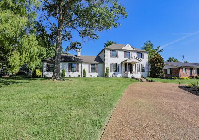 Photo 3 of Single family home for sale at 195 Idlewild Dr, Paducah, KY 42001 | MLS# 26023210 | Listing updated on 2026-09-14