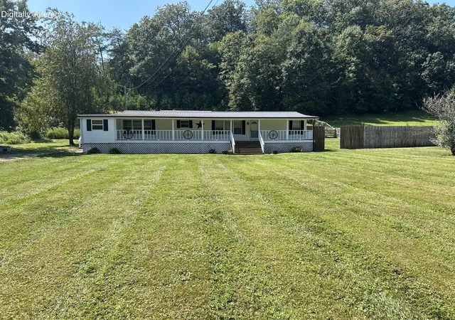 Photo 1 of Sale Pending at 1325 Black Creek Rd, Clay City, KY 40312 | MLS# 26023135 | Listing updated on 2026-09-03