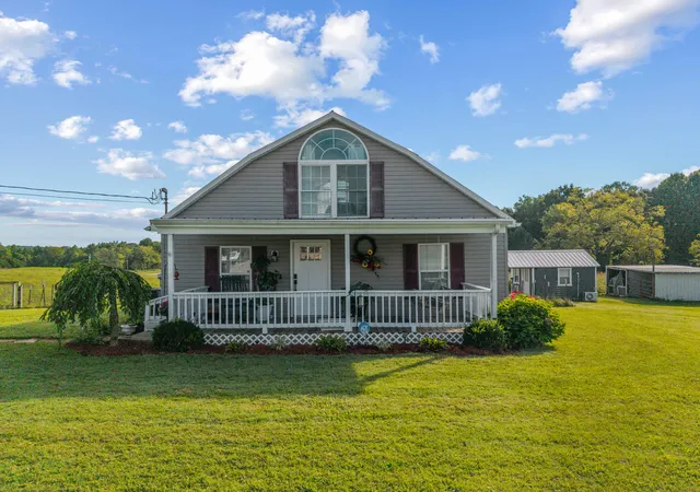 Photo 1 of Single family home for sale at 1195 Bethelridge Rd, Bethelridge, KY 42516 | MLS# 26023676 | Listing updated on 2026-09-14