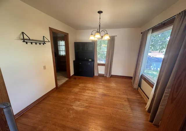 Photo 3 of Single family home for sale at 715 E Market St, Princeton, KY 42445 | MLS# 26023263 | Listing updated on 2026-08-26