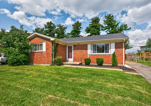 Photo 1 of Single family home for sale at 575 Monticello Blvd, Lexington, KY 40503 | MLS# 26023161 | Listing updated on 2026-09-15