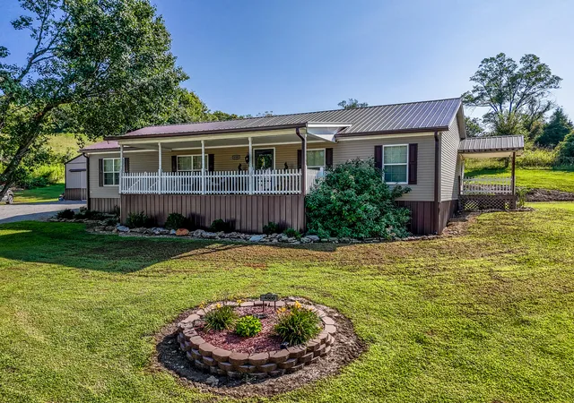Photo 1 of Single family home for sale at 4500 Kentucky 36, Owingsville, KY 40360 | MLS# 26023166 | Listing updated on 2026-09-23