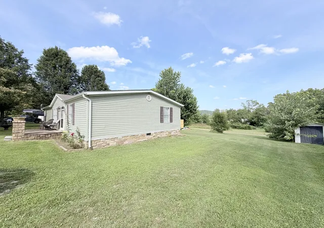 Photo 4 of Single family home for sale at 4265 Willailla Rd, Brodhead, KY 40409 | MLS# 26023174 | Listing updated on 2026-09-22
