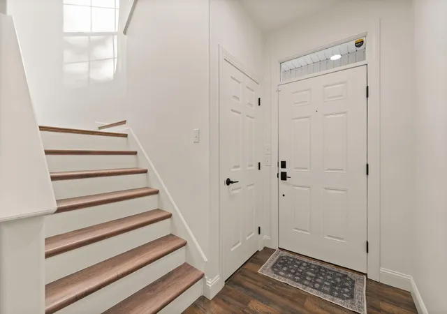 Photo 2 of Sale Pending at 4716 Boca Ln, Lexington, KY 40515 | MLS# 26023438 | Listing updated on 2026-10-13