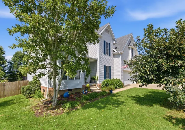 Photo 2 of Single family home for sale at 164 Bristol Ln, Mt Sterling, KY 40353 | MLS# 26023256 | Listing updated on 2026-08-31