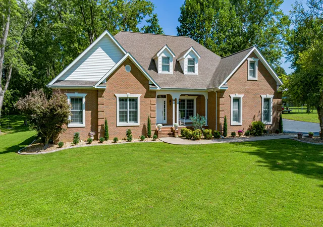 Photo 1 of Single family home for sale at 6625 Old Hinkleville Rd, Paducah, KY 42001 | MLS# 26023652 | Listing updated on 2026-09-02