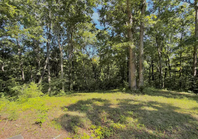 Photo 3 of Land for sale at 139 W Willow Point Rd, Monticello, KY 42633 | MLS# 26023380 | Listing updated on 2026-10-09