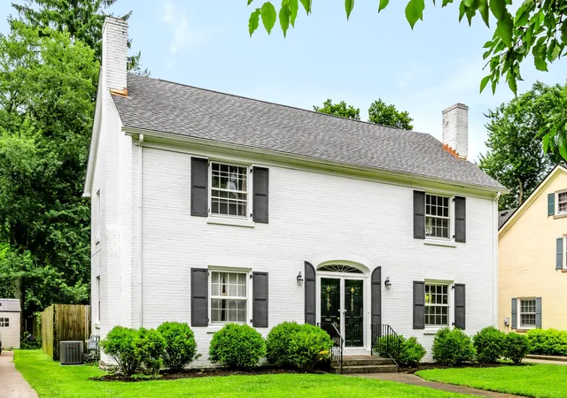 Photo 2 of Sale Pending at 1901 & 1903 Carolyn Dr, Lexington, KY 40502 | MLS# 26023233 | Listing updated on 2026-09-01