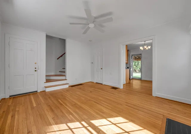 Photo 4 of House for sale at 1901 & 1903 Carolyn Dr, Lexington, KY 40502 | MLS# 26023233 | Listing updated on 2026-09-17