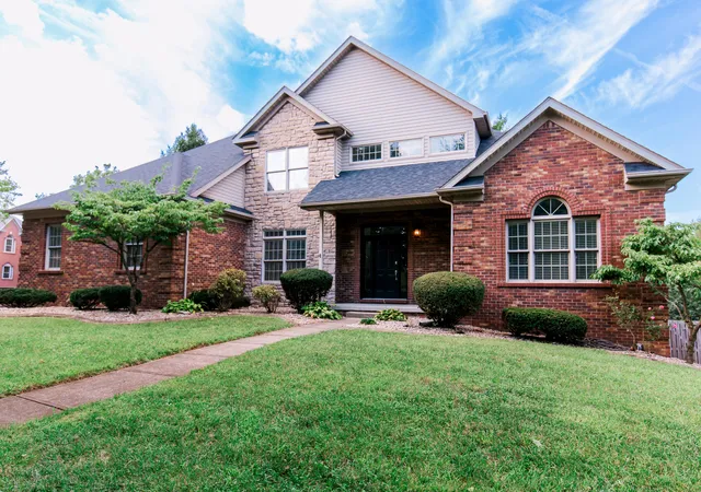 Photo 1 of Single family home for sale at 1273 Litchfield Ln, Lexington, KY 40513 | MLS# 26023639 | Listing updated on 2026-08-28