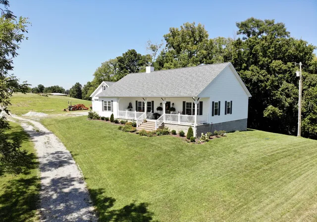Photo 1 of Sale Pending at 1108 Old Railroad Grade Rd, Lancaster, KY 40444 | MLS# 26023249 | Listing updated on 2026-09-16