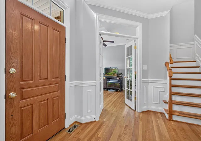 Photo 3 of Single family home for sale at 2213 Wilmington Ln, Lexington, KY 40513 | MLS# 26023664 | Listing updated on 2026-09-14